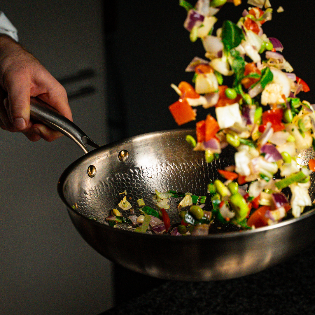 Titanium Hammered Wok Pan Pro